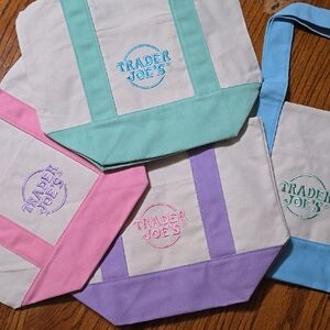 Trader Joe's Canvas Tote Bags Set